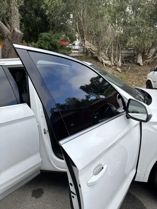Audi Q5 rear glass with ceramic window tint completed on-site — mobile tinting San Diego