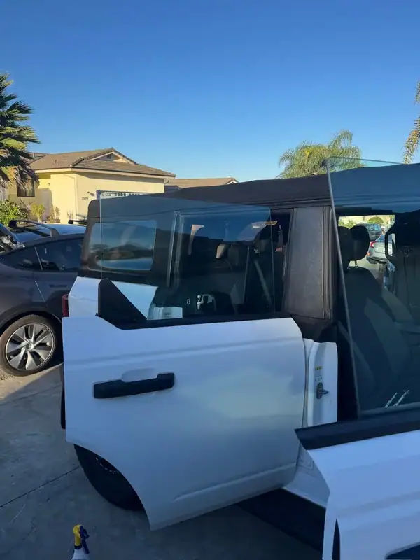 2025 Ford Bronco side profile with ceramic IR window tint on all windows — BestAutoTechs San Diego