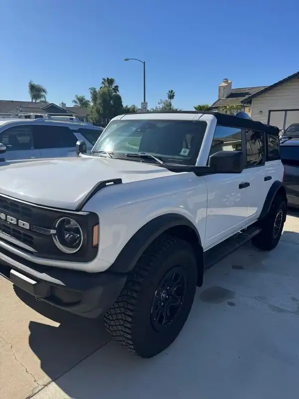 2025 Ford Bronco interior view showing ceramic window tint clarity — mobile service San Diego