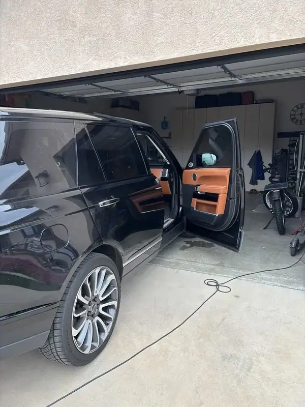 Range Rover Autobiography Supercharged rear quarter view with HiTek ceramic IR window tint — San Diego mobile window tinting