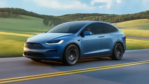 Tesla Model X with Falcon Wing doors and premium ceramic window tint
